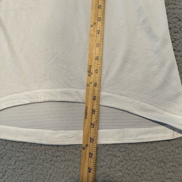 Lululemon Race Tank crop size 8 Color White - Picture 8 of 8